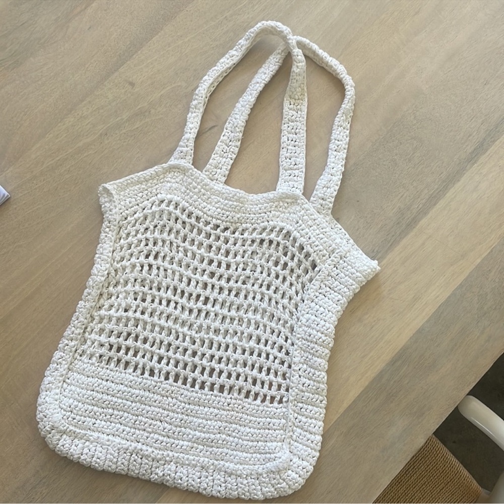 ❌SOLD❌ H&M STRAW SHOPPER TOTE